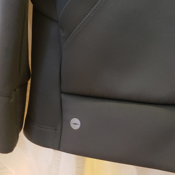 ❣️FINAL SALE 🧥💚 S Green Avia Hoodie - Picture 6 of 6